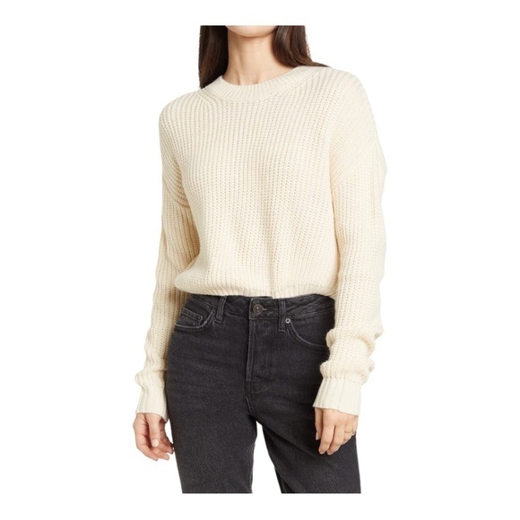 𝅺elodie Crewneck Cropped Sweater in RUST - Picture 2 of 11